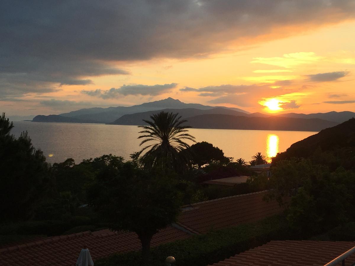 Residential Hotel Villaggio Innamorata Capoliveri  Εξωτερικό φωτογραφία